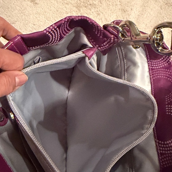 Coach Purple Op Art Ashley Carryall - Picture 10 of 10